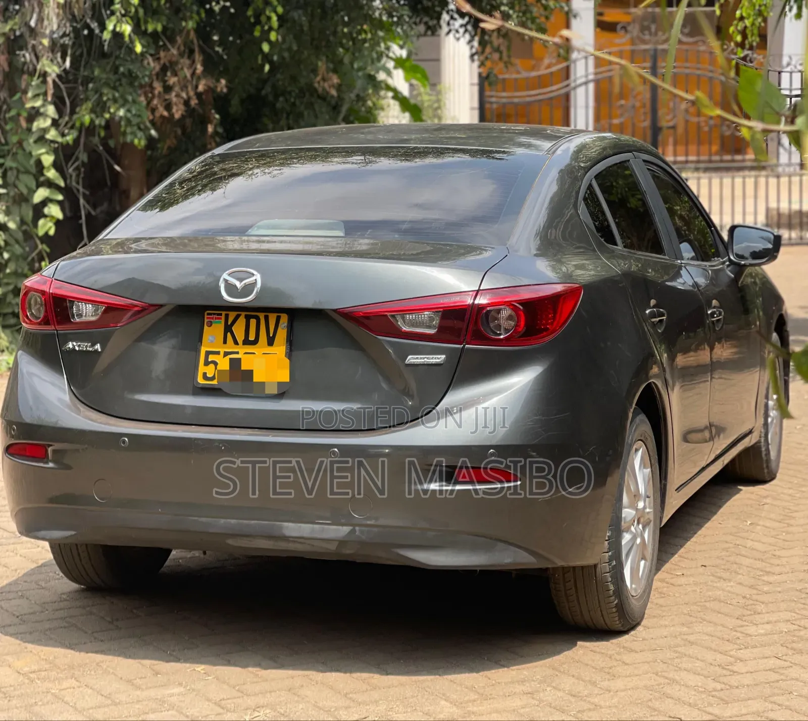 Mazda Axela 2018 Gray
