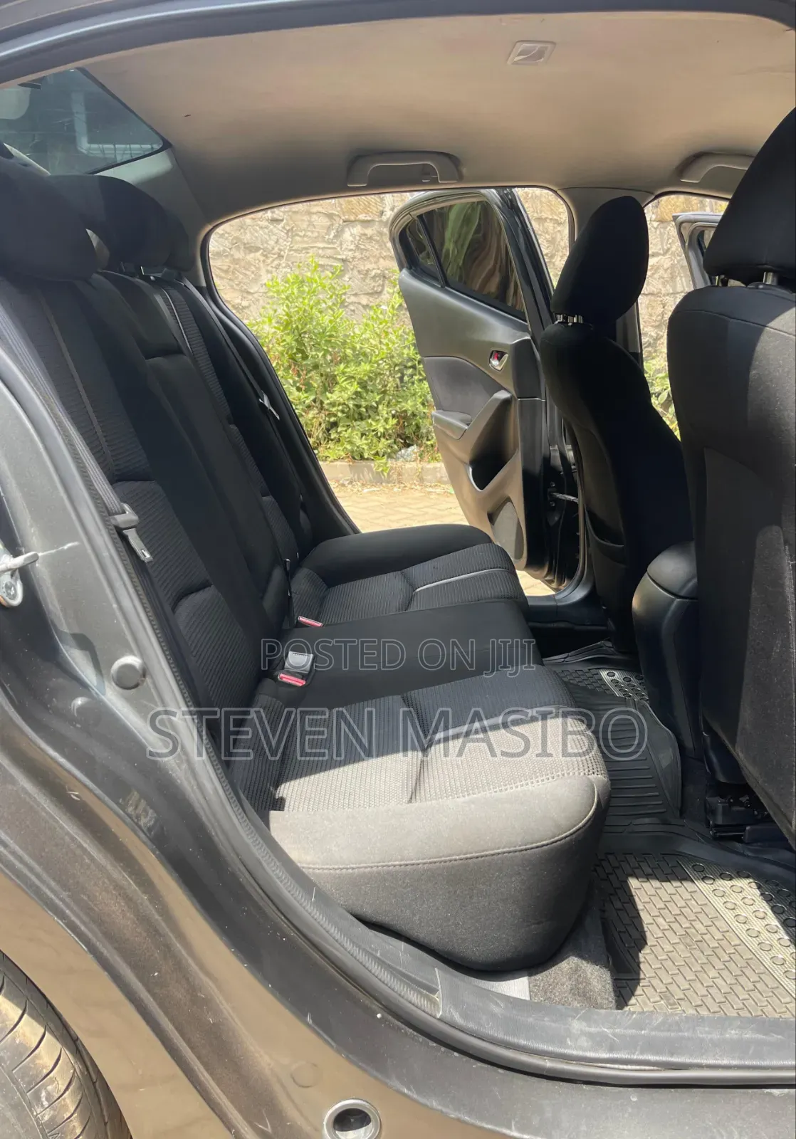 Mazda Axela 2018 Gray