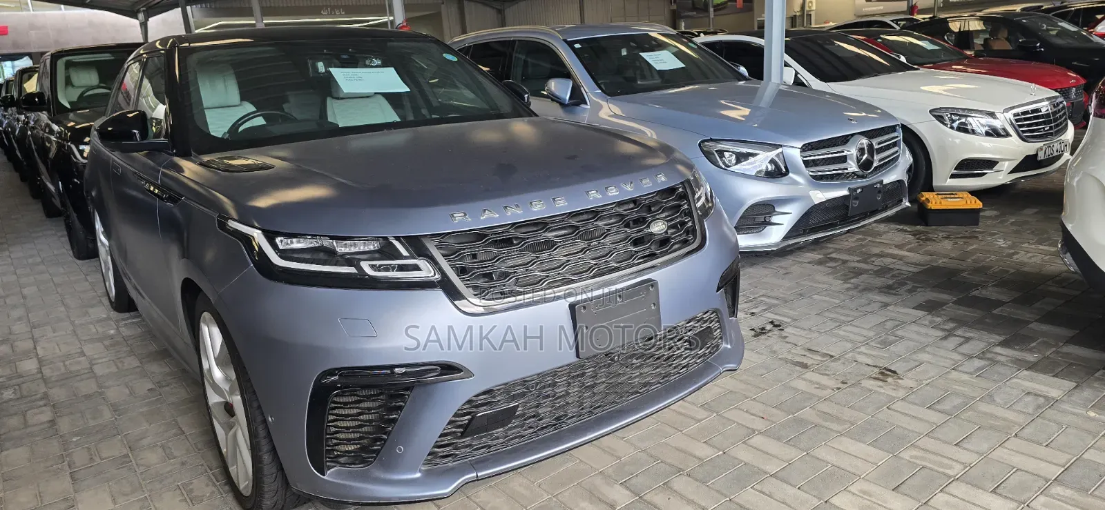 Land Rover Range Rover Velar 2021 Blue