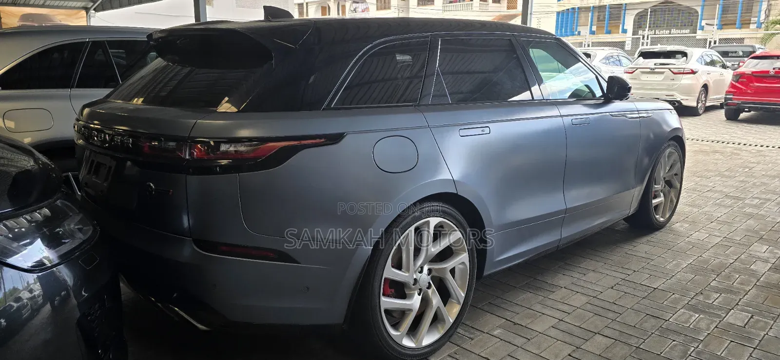 Land Rover Range Rover Velar 2021 Blue