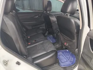Nissan X-Trail 2.0 Petrol FWD 2017 Pearl
