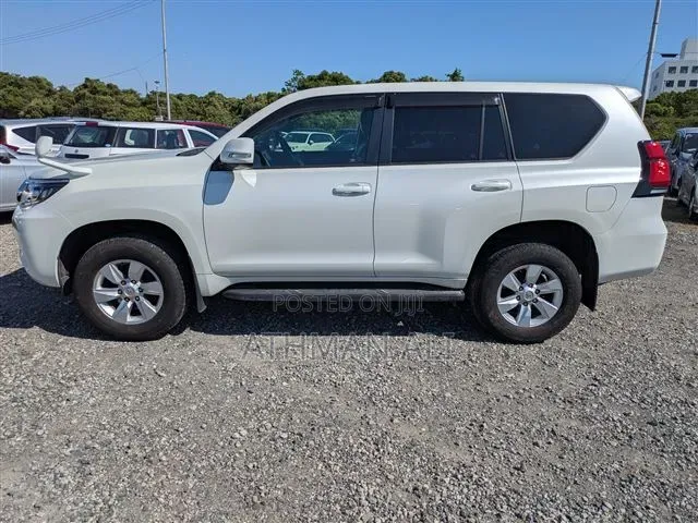 Toyota Land Cruiser Prado 2.7 2018 White