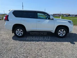 Toyota Land Cruiser Prado 2.7 2018 White