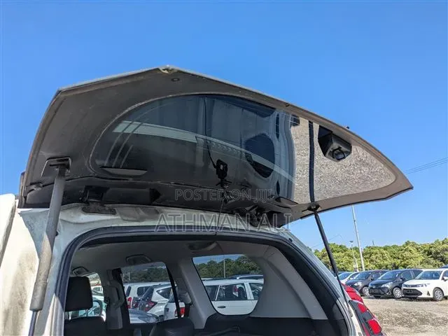 Toyota Land Cruiser Prado 2.7 2018 White