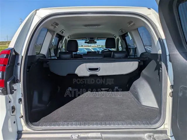 Toyota Land Cruiser Prado 2.7 2018 White