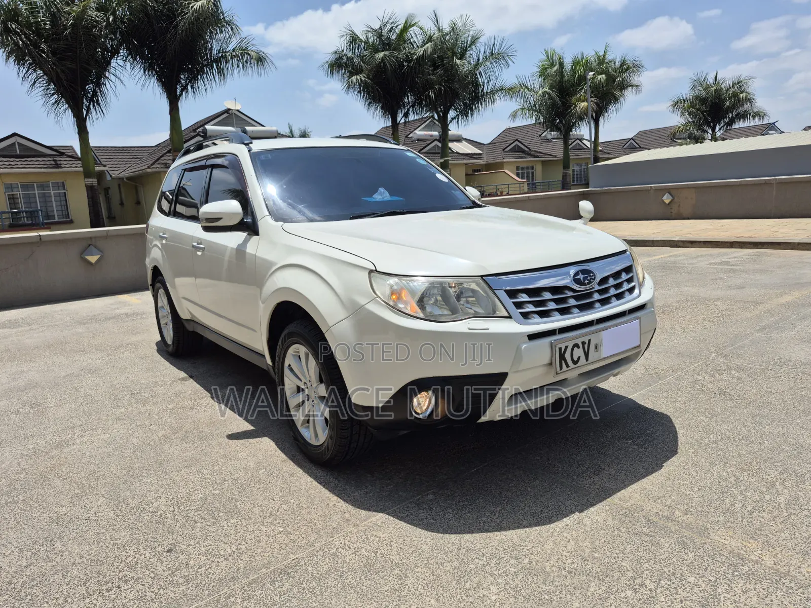 Subaru Forester 2012 Pearl