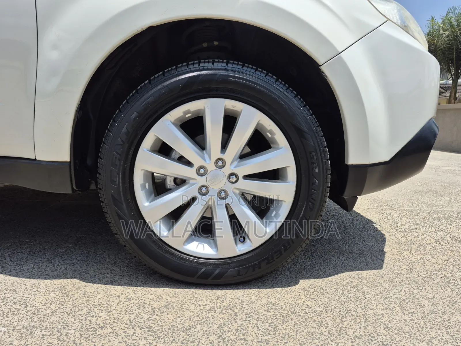 Subaru Forester 2012 Pearl