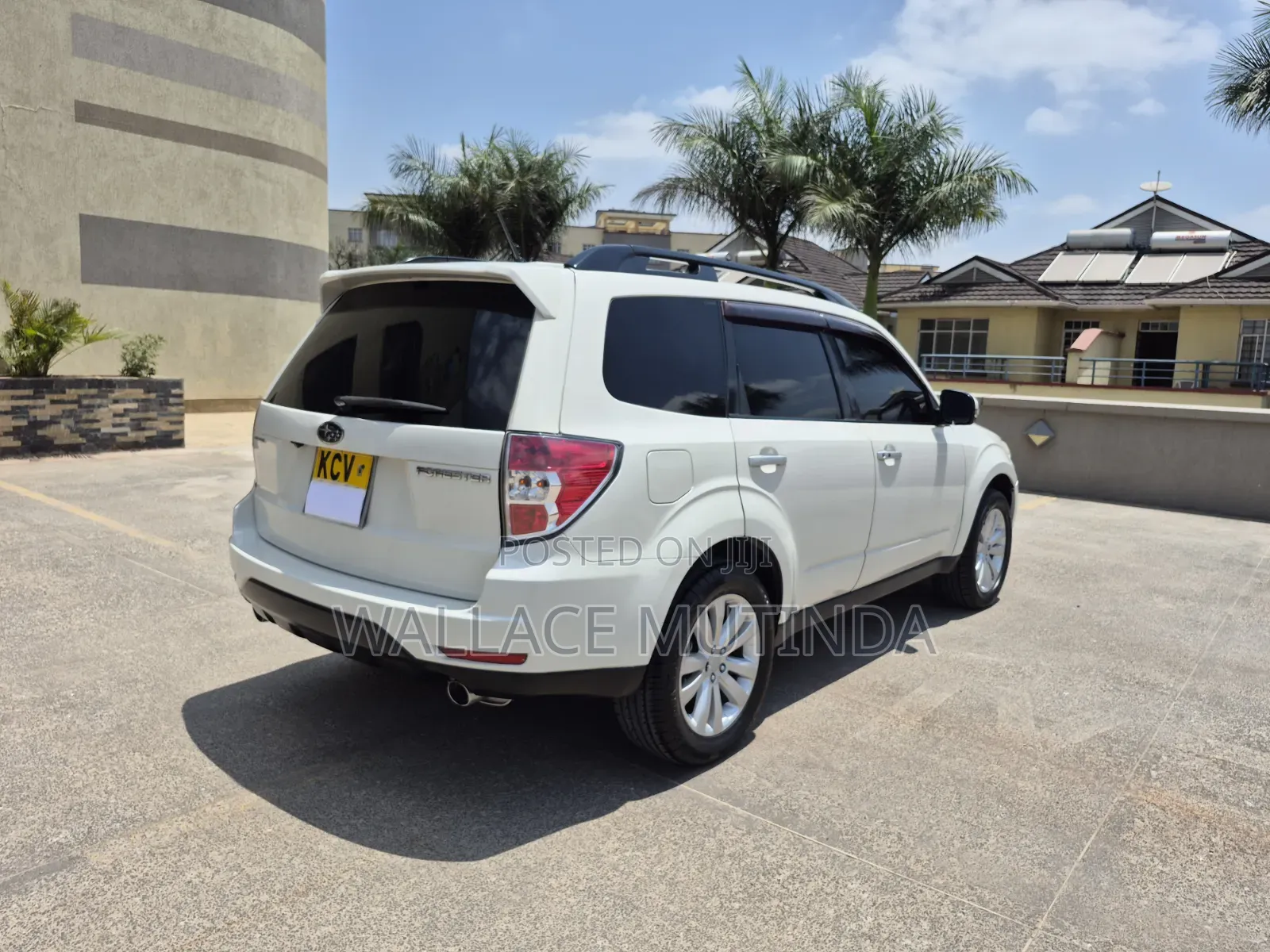 Subaru Forester 2012 Pearl