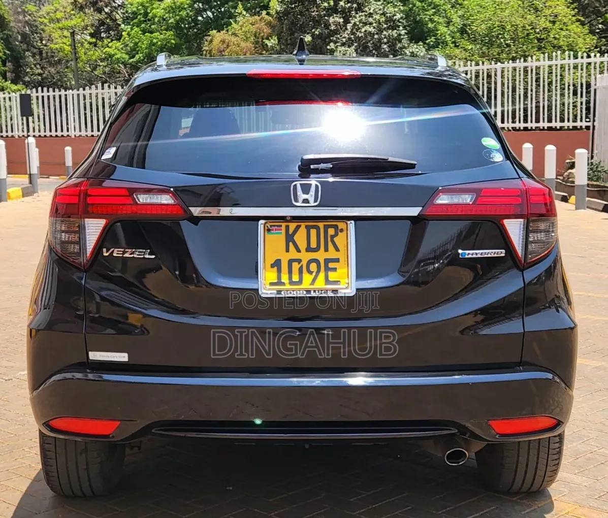 Honda Vezel 1.5 Hybrid 2WD 2018 Black