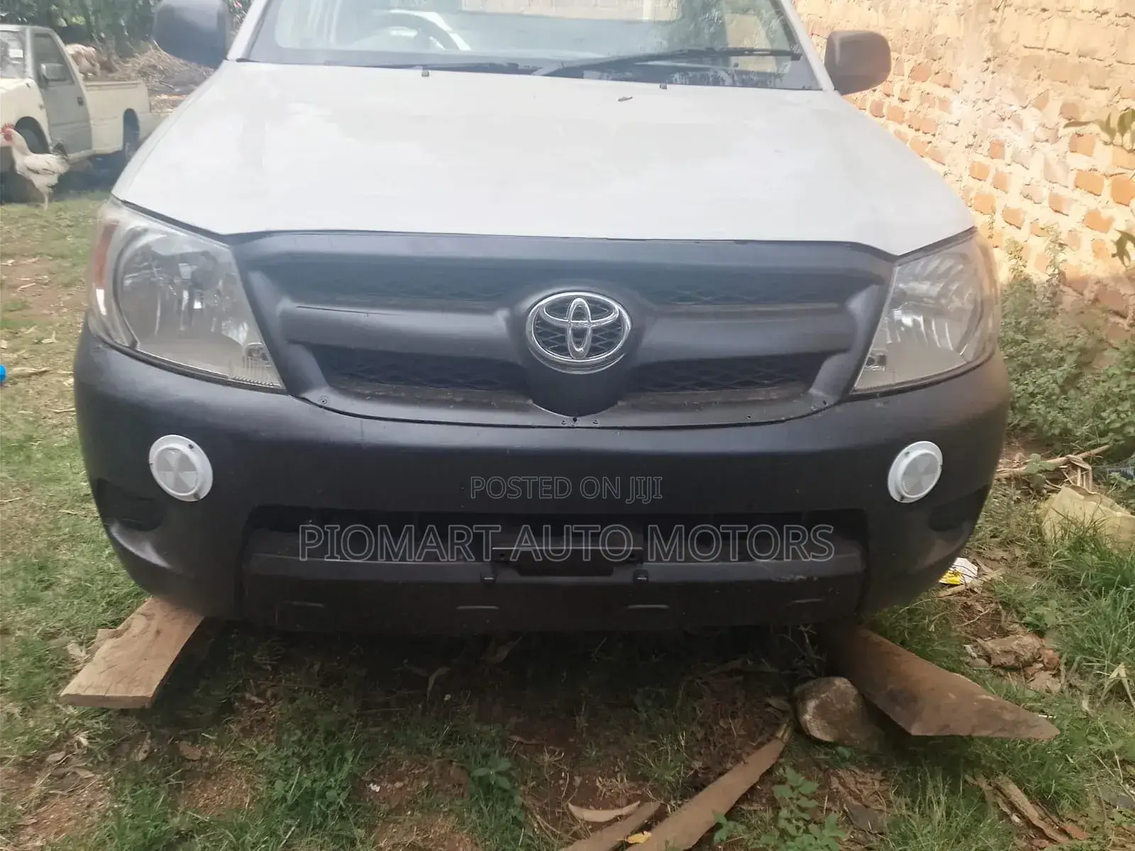 Toyota Hilux 2007 White