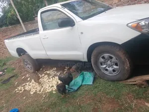 Toyota Hilux 2007 White