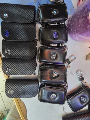 Leather Pocket Car Key Holder Pouch Bag With Attachment Hook All Cars
