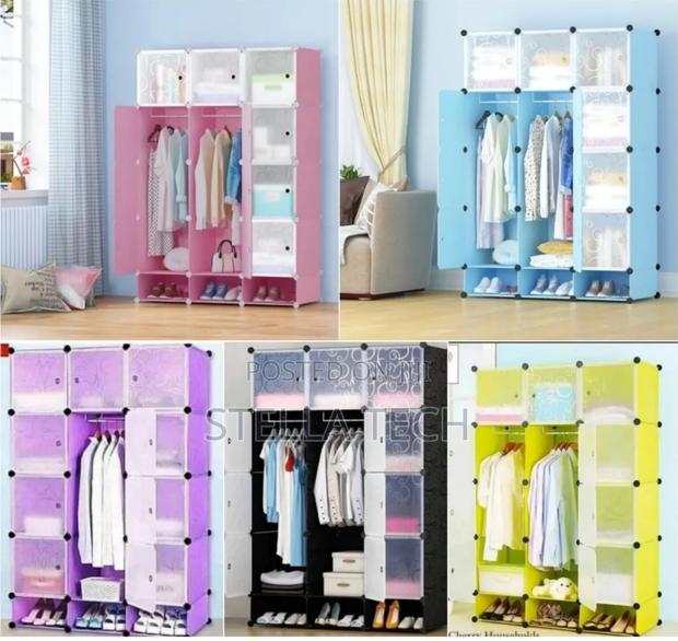 Portable 3- Column Plastic Wardrobes