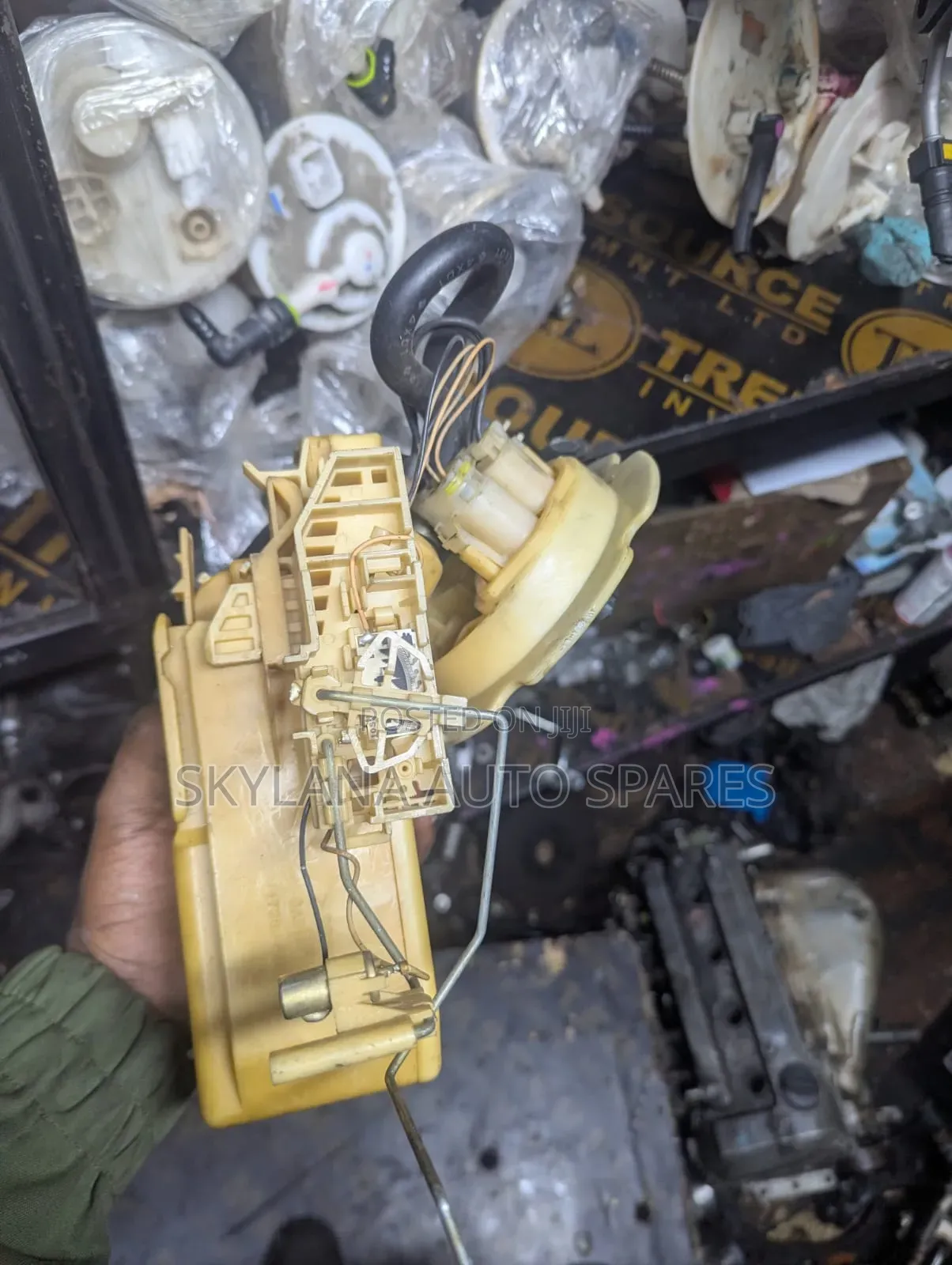 Nissan B14 Fuel Pump