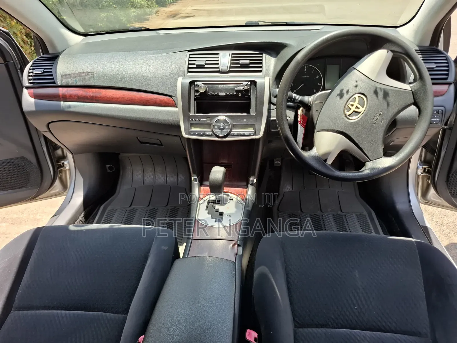 Toyota Allion 2012 Silver
