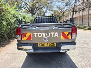 Toyota Hilux Revo Single Cab Deisel 2.4 RWD 2022 Gray