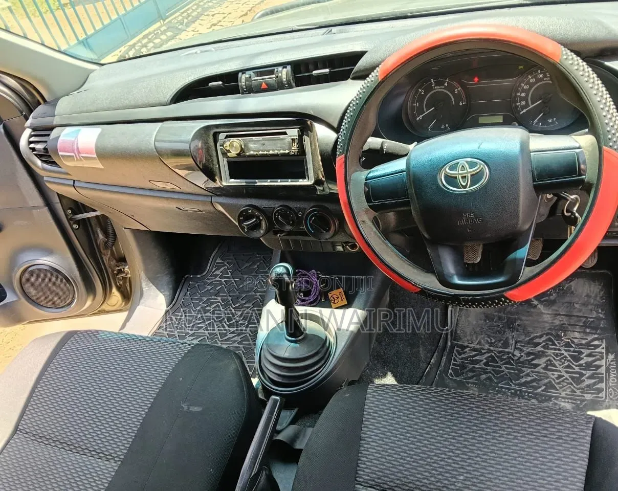 Toyota Hilux 2.8 Diesel 2020 Gray