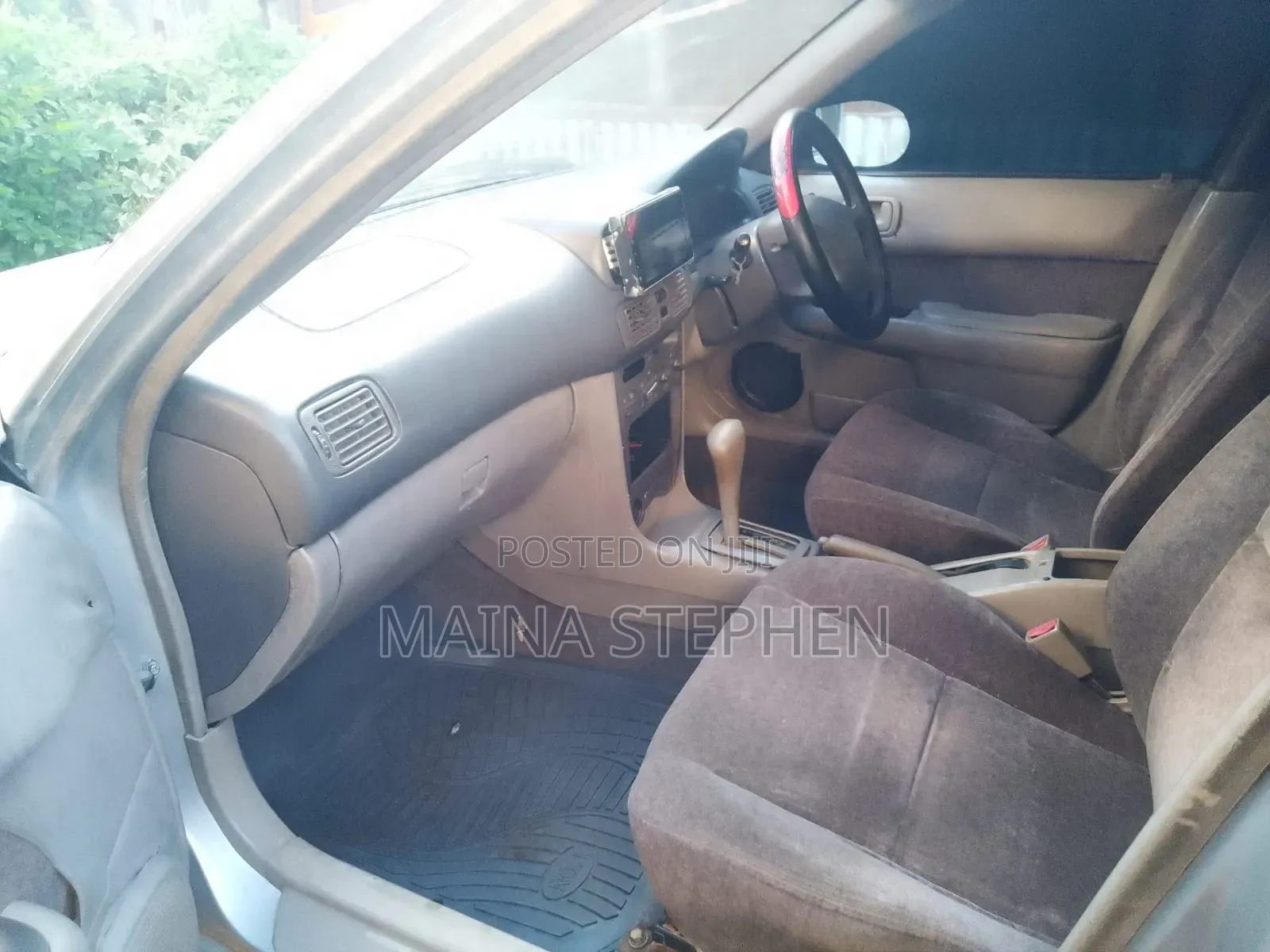 Toyota Corolla 1999 Silver