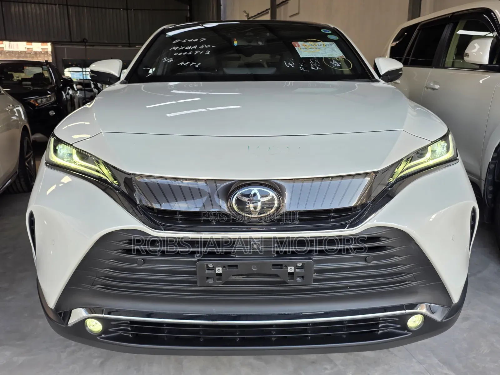 Toyota Harrier 2.0 4WD 2020 Pearl