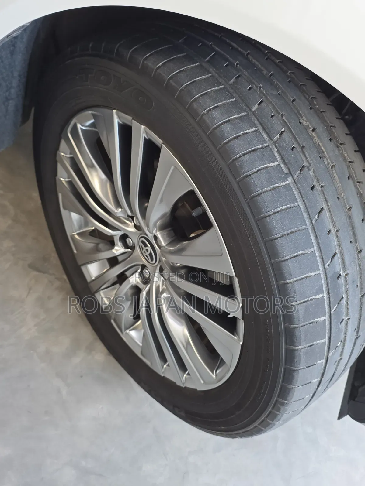 Toyota Harrier 2.0 4WD 2020 Pearl