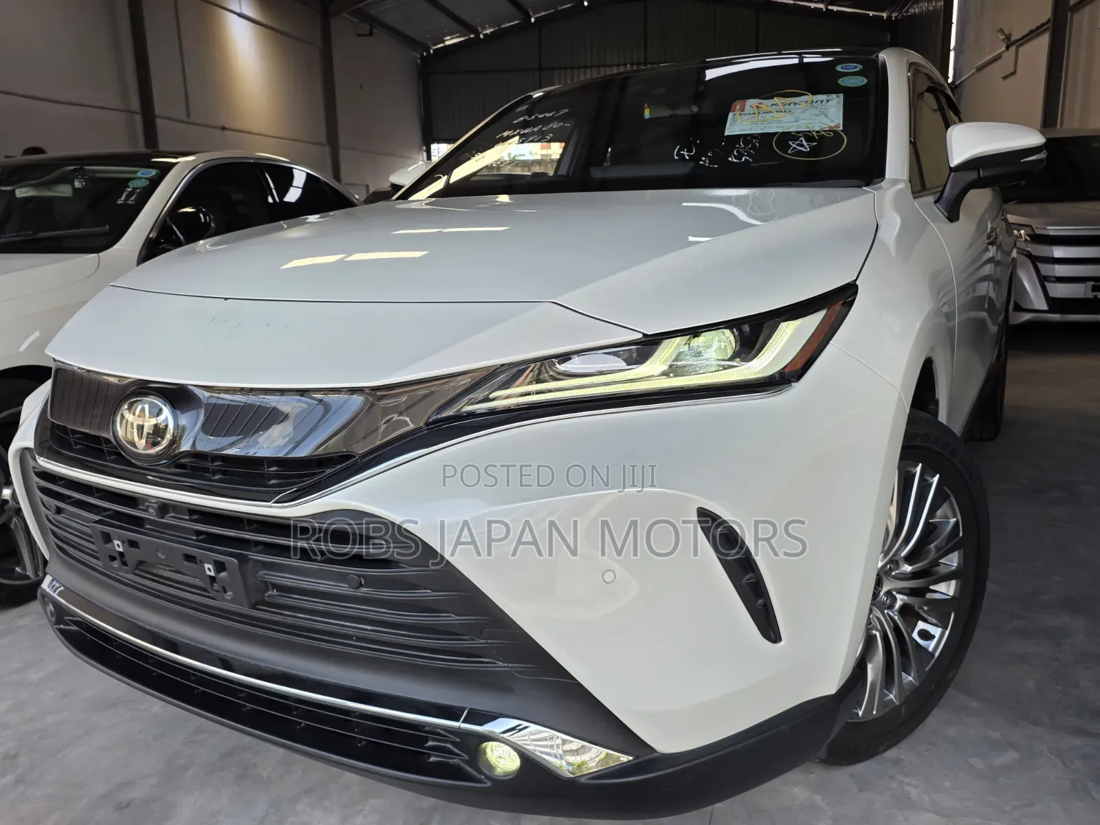 Toyota Harrier 2.0 4WD 2020 Pearl