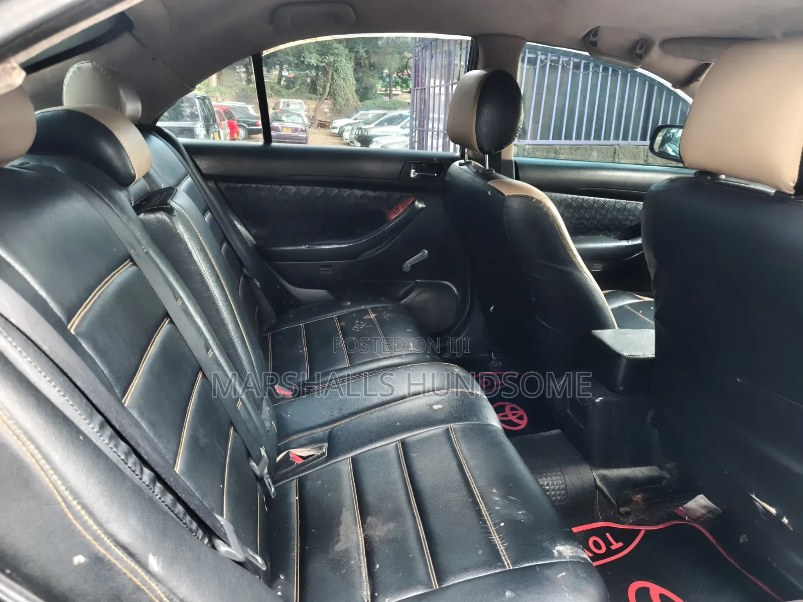 Toyota Avensis Liftback 2004 Black
