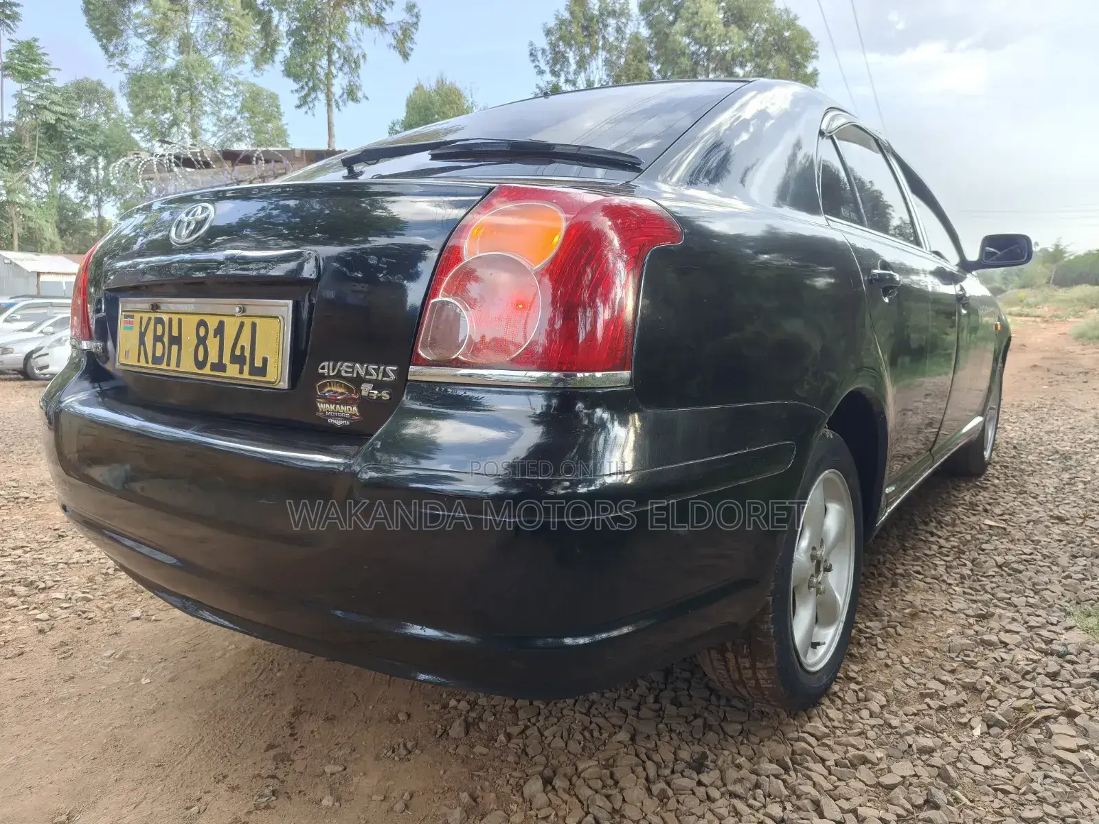 Toyota Avensis Liftback 2004 Black