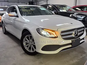 Mercedes-Benz E200 2020