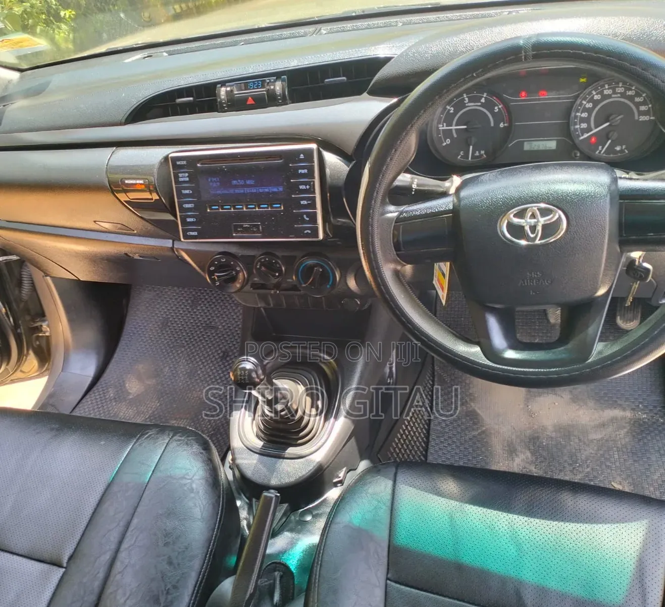 Toyota Hilux Revo Smart Cab Deisel 2.4 RWD 2018 Gray