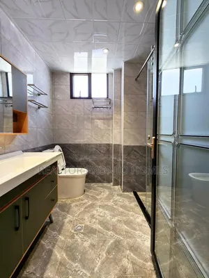 4bdrm Apartment in Kilimani, Hurlingham for rent