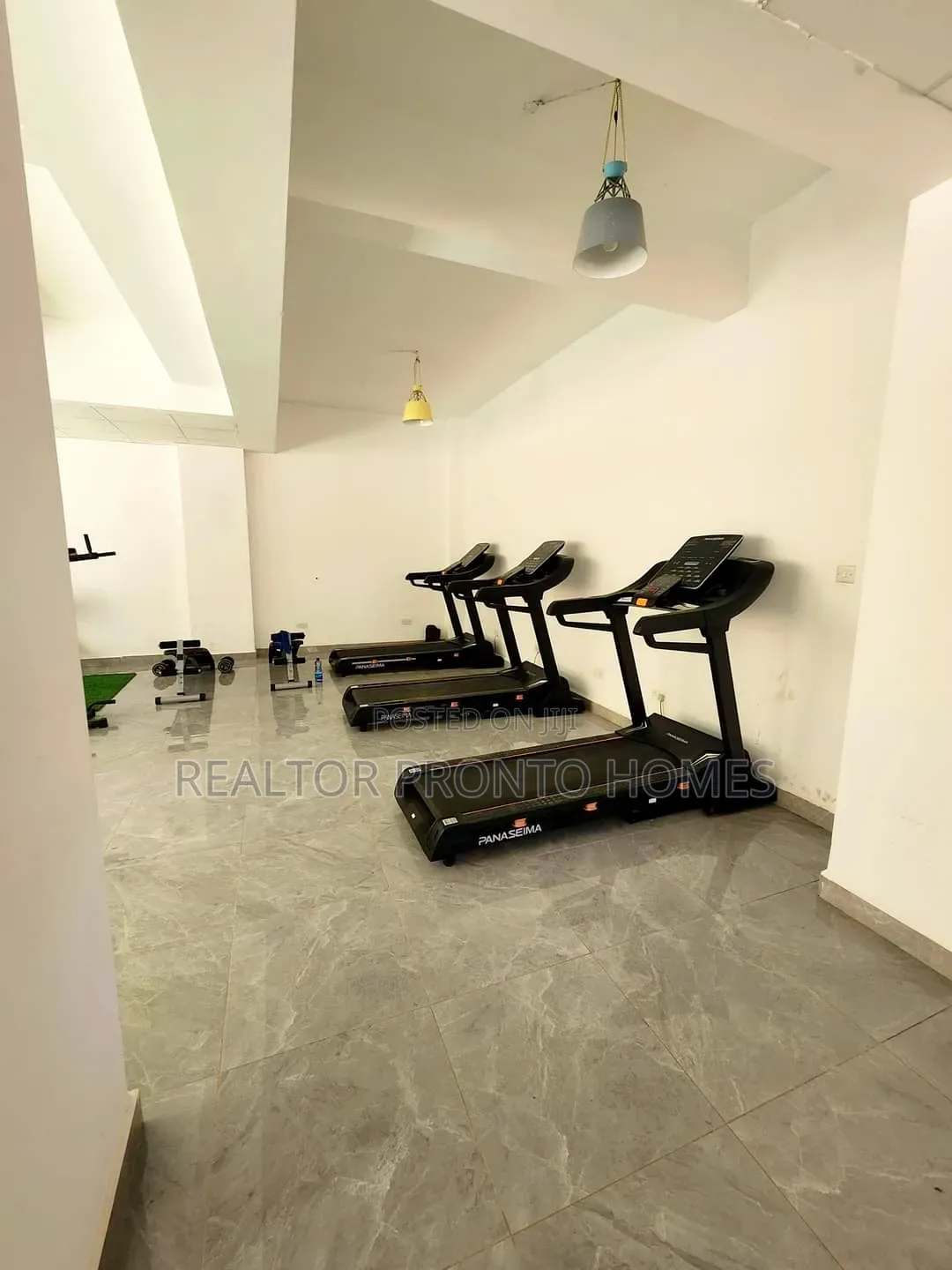 4bdrm Apartment in Kilimani, Hurlingham for rent