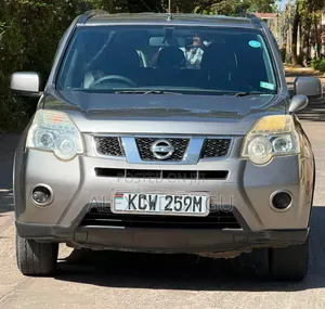 Nissan X-Trail 2012 Silver