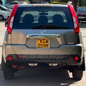 Nissan X-Trail 2012 Silver