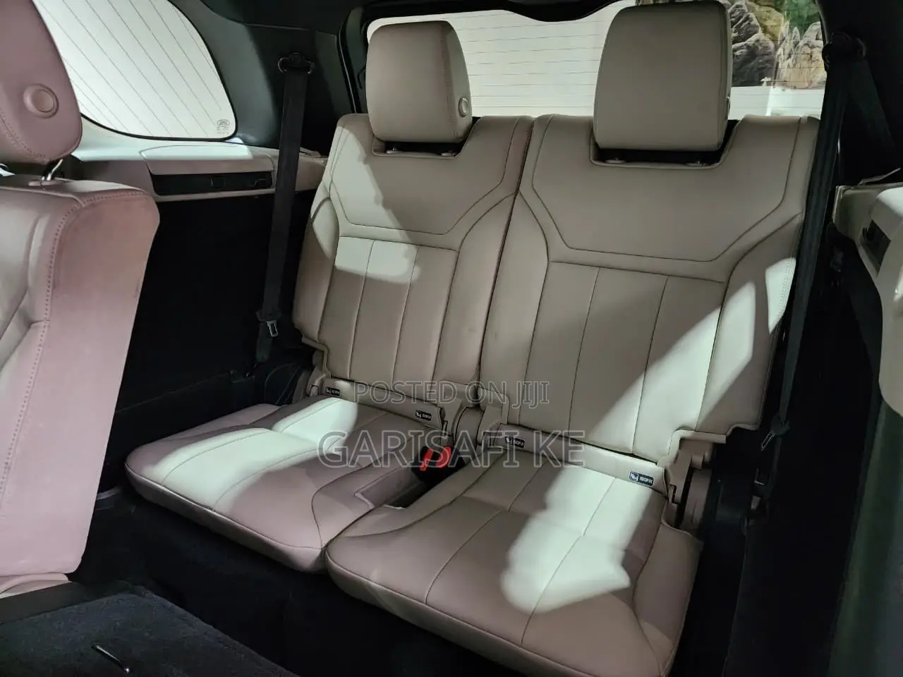 Land Rover Discovery 2018 Blue