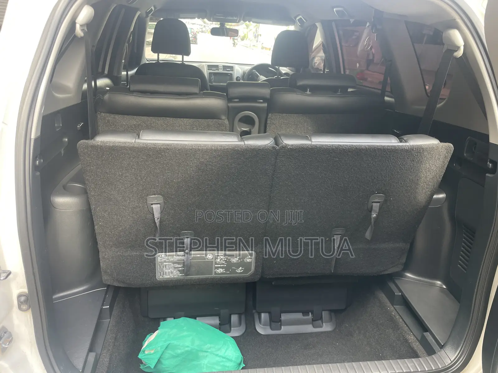 Toyota Vanguard 2013 White