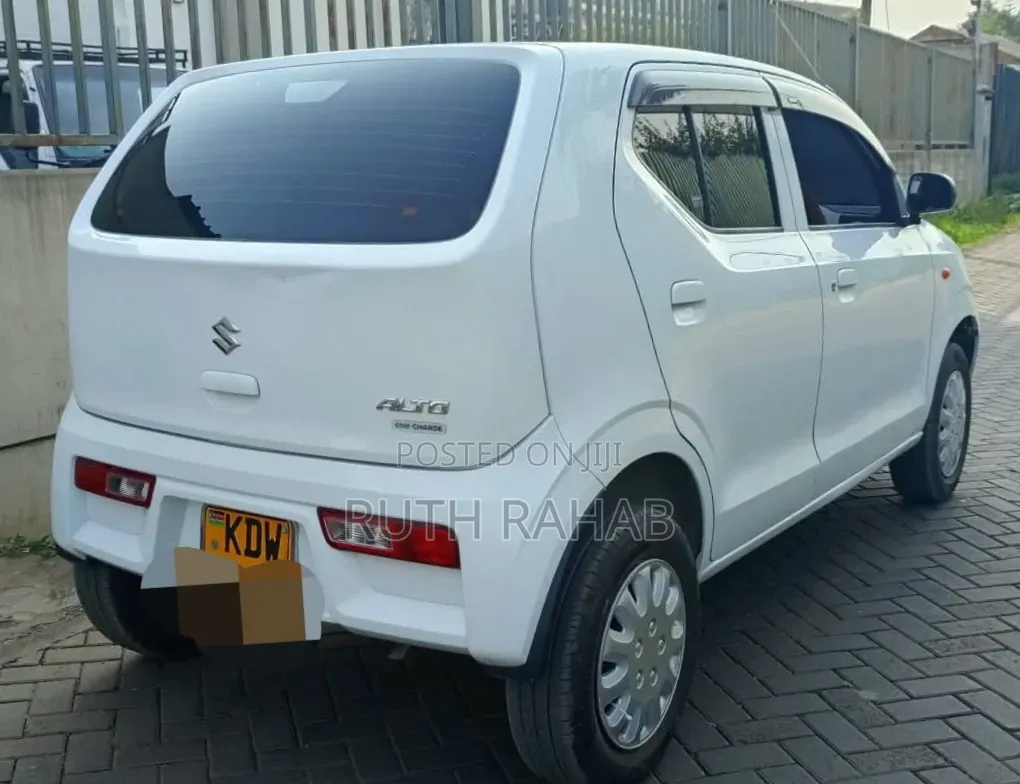 Suzuki Alto 2018 White