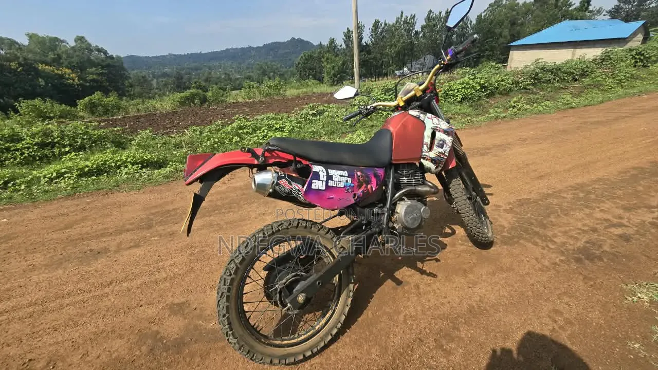 Honda 2013 Red