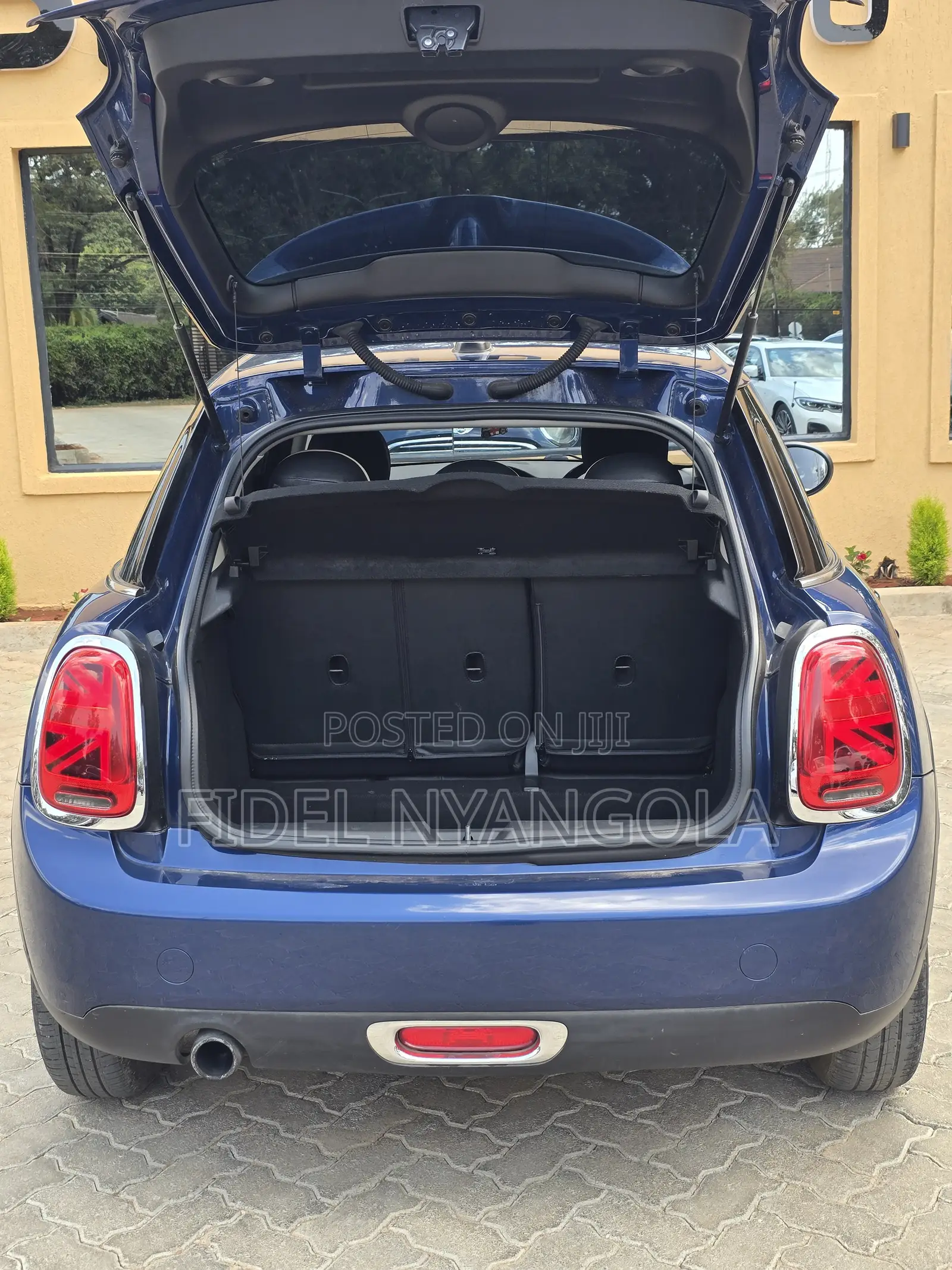 Mini Cooper 2016 Blue