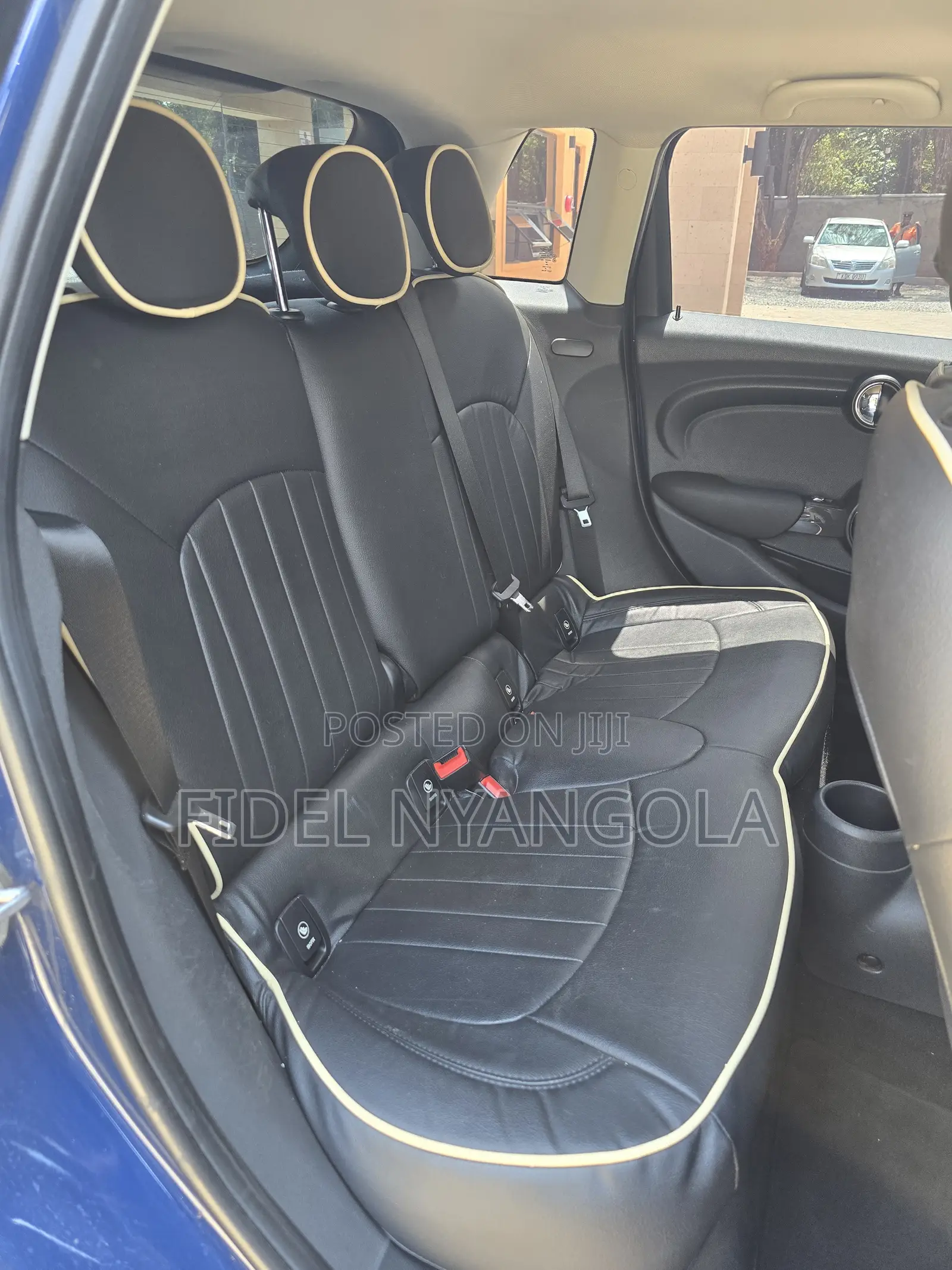 Mini Cooper 2016 Blue