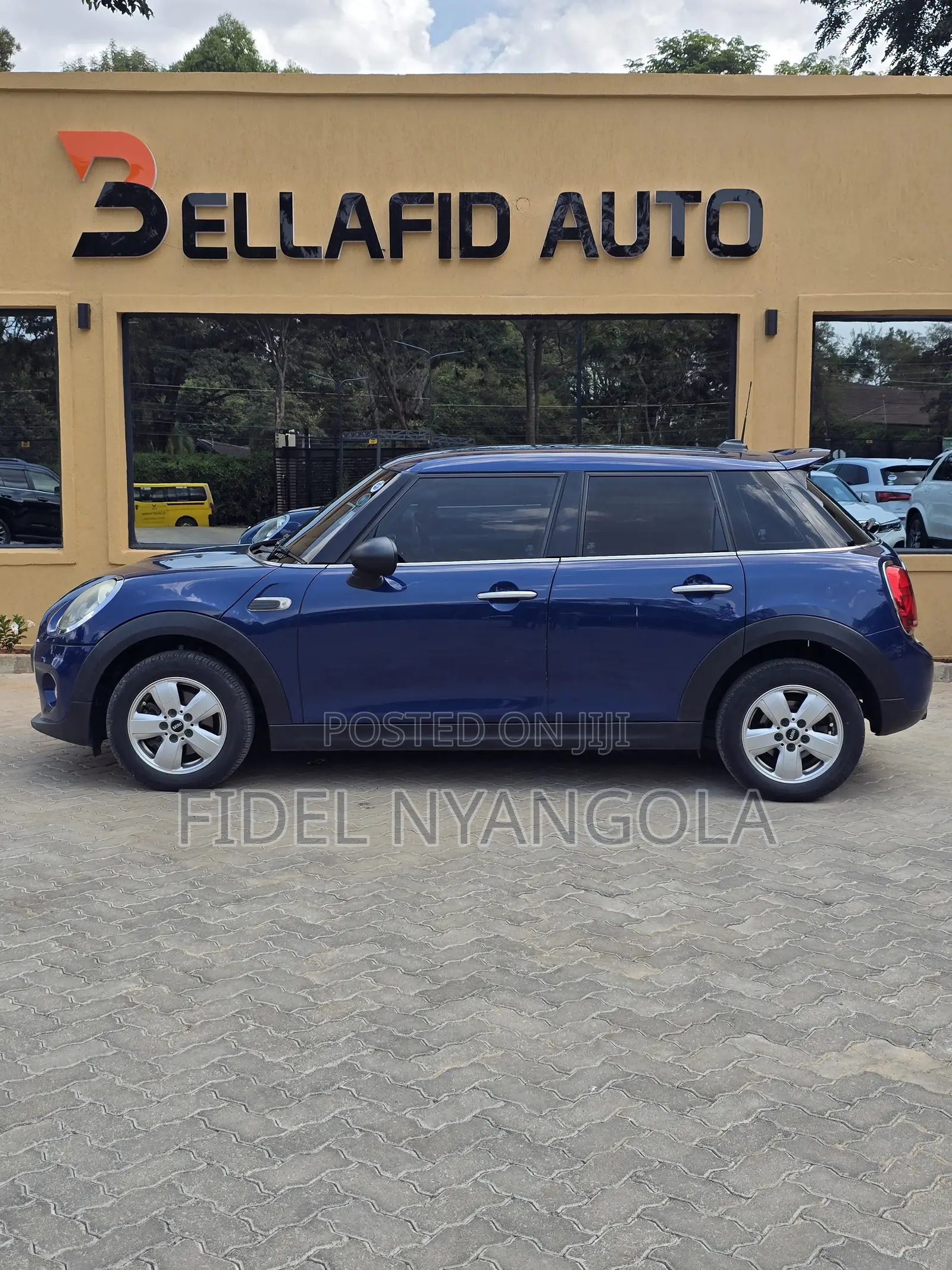 Mini Cooper 2016 Blue