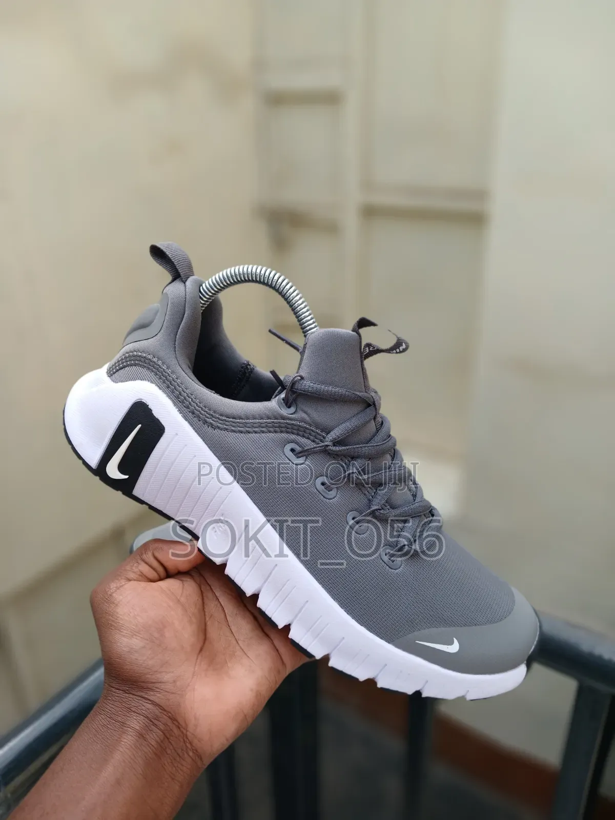 Nike Free Metcon 6 Cross-Training Sneaker.