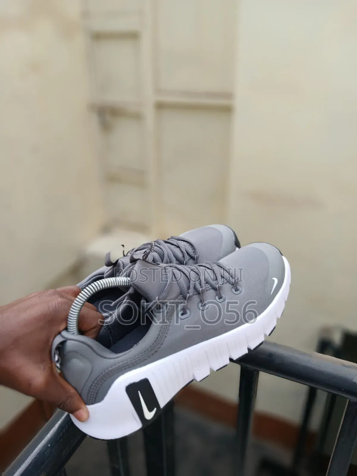 Nike Free Metcon 6 Cross-Training Sneaker.