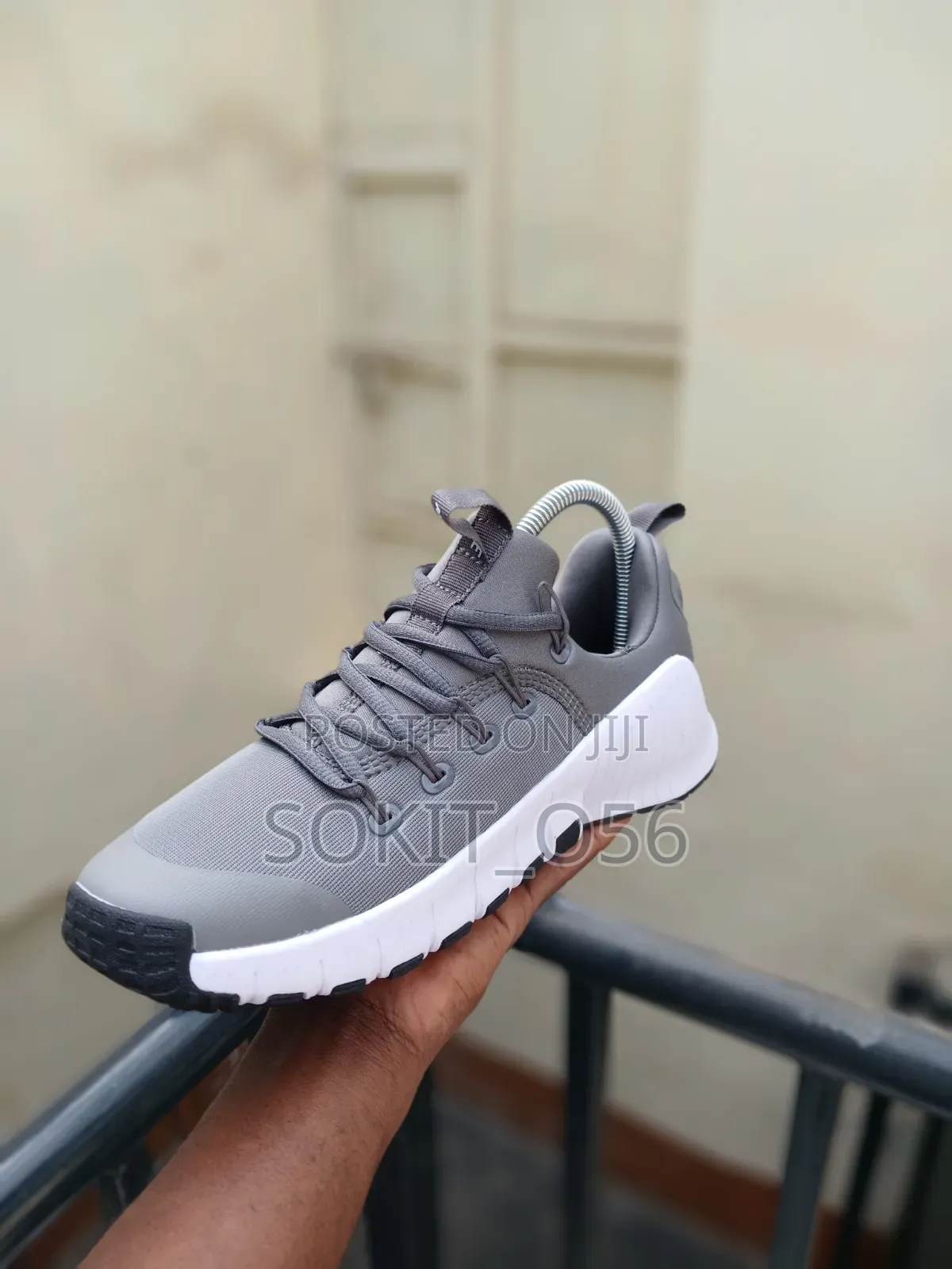 Nike Free Metcon 6 Cross-Training Sneaker.