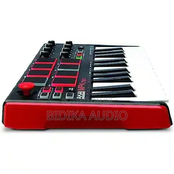 Akai MiniPlus 32 Keys