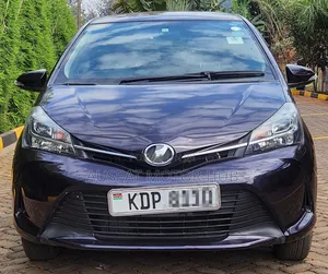Toyota Vitz 1.0 FWD 3dr 2016 Maroon