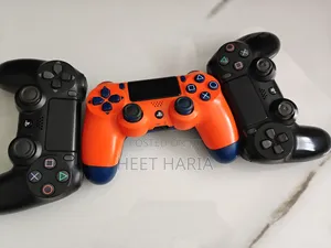 Sony PS4 Fat + 3 Controllers + 6 Games
