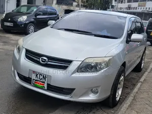 Toyota Corolla Fielder 2011 Silver