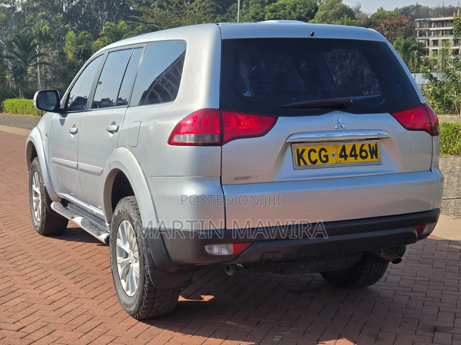 Mitsubishi Pajero 2013 Silver