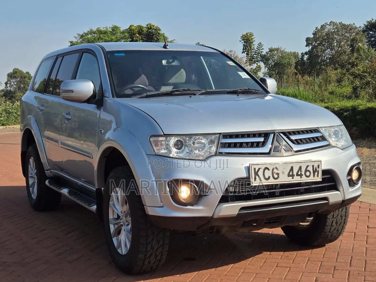 Mitsubishi Pajero 2013 Silver