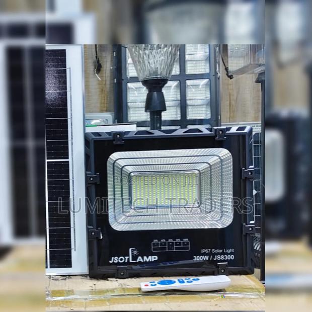 JS Solar Floodlight 300W - thumbnail 2